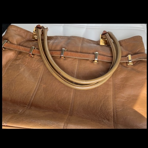 V E R S A C E - Picture 4 of 6